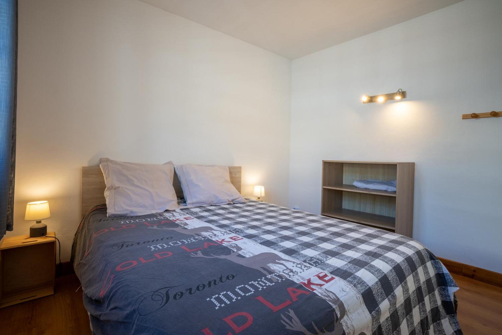 Grand St-lary Centre 13 A 15 Pers Chalet Saint-Lary-Soulan