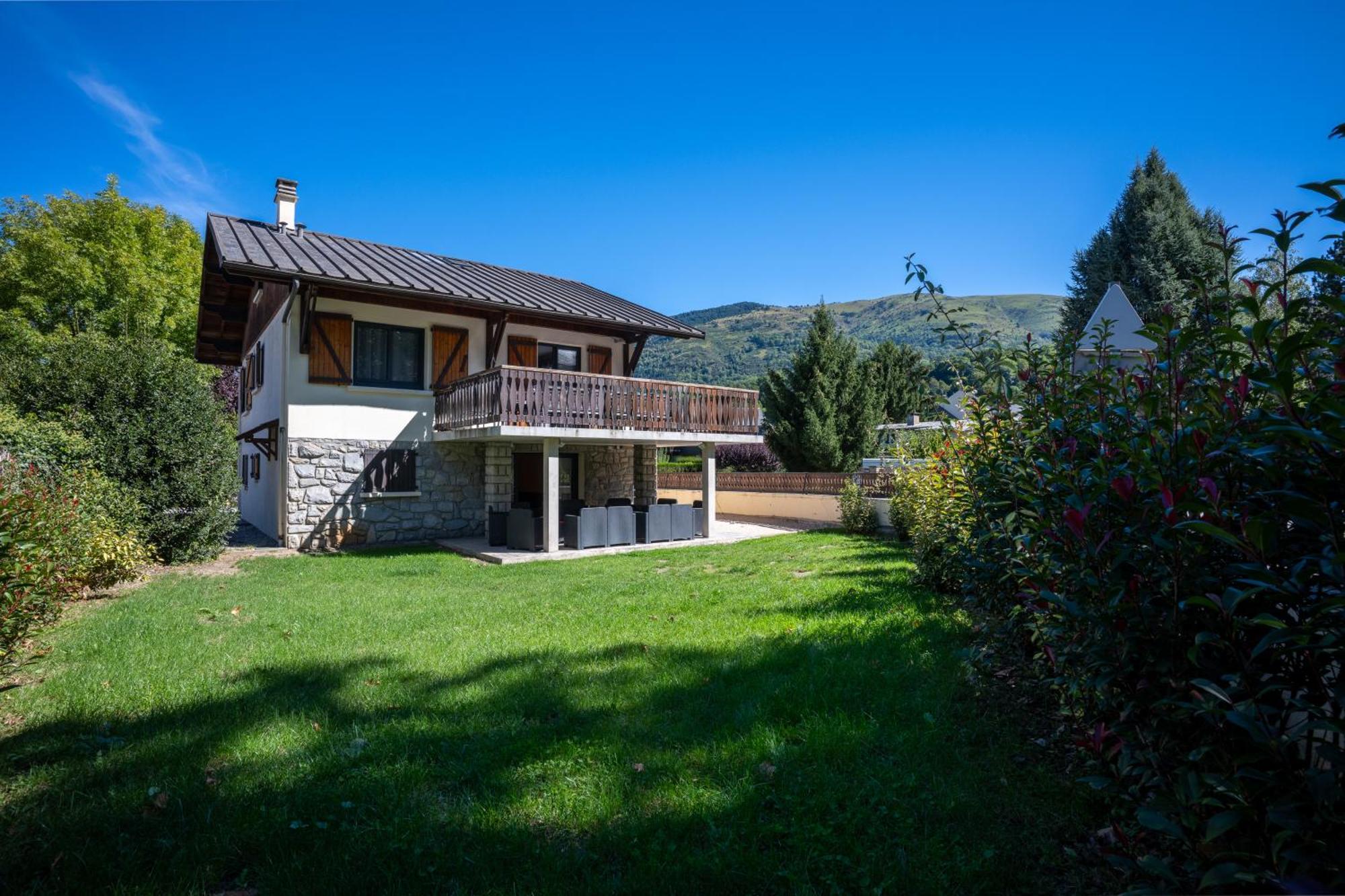 Grand St-lary Centre 13 A 15 Pers